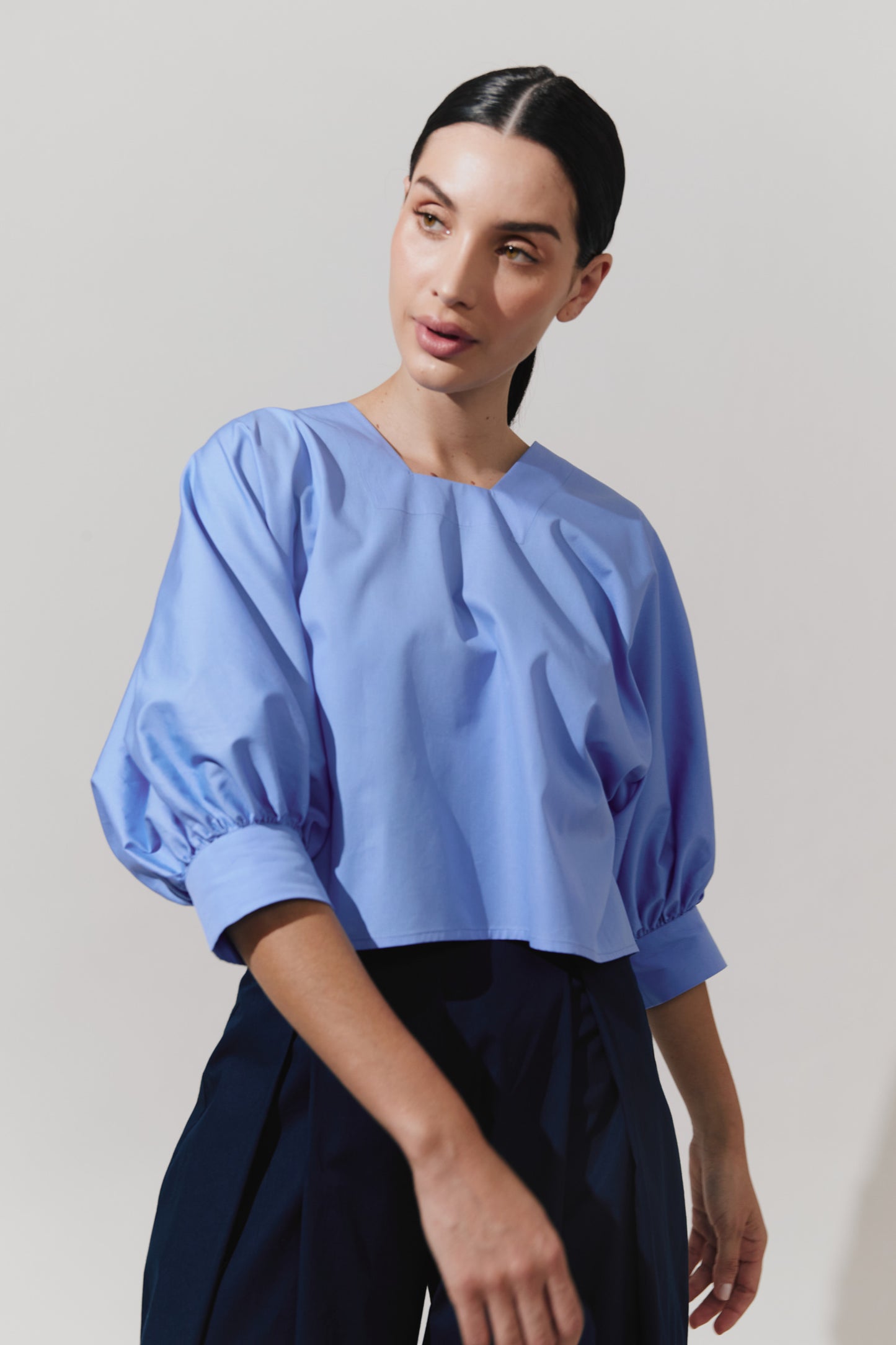 Blusa escote cuadrado