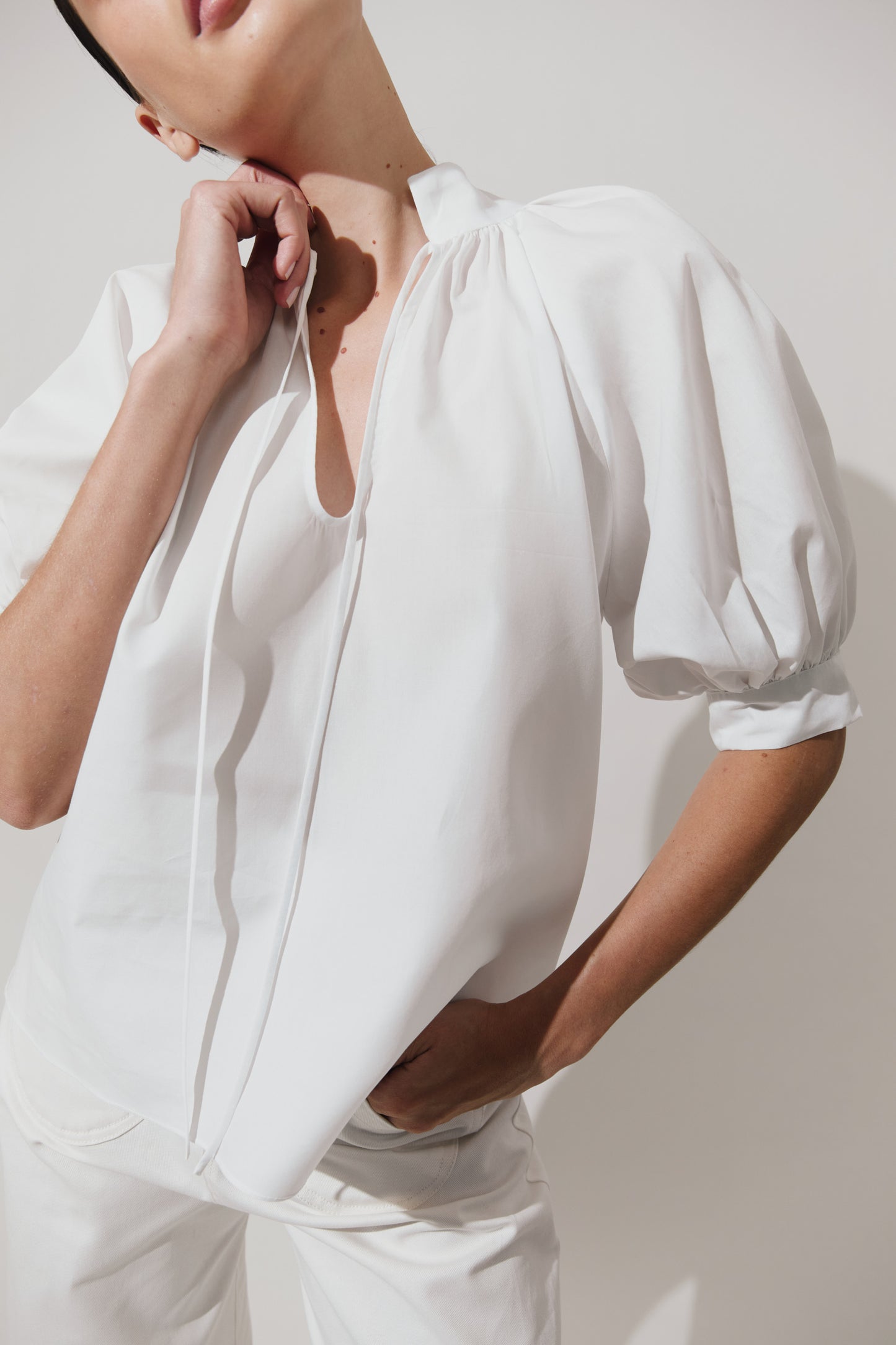 Blusa manga abullonada con cuello mao
