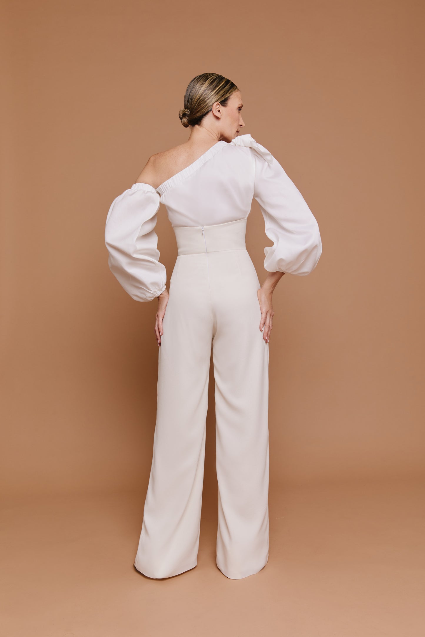 Pantalón con pretina alta