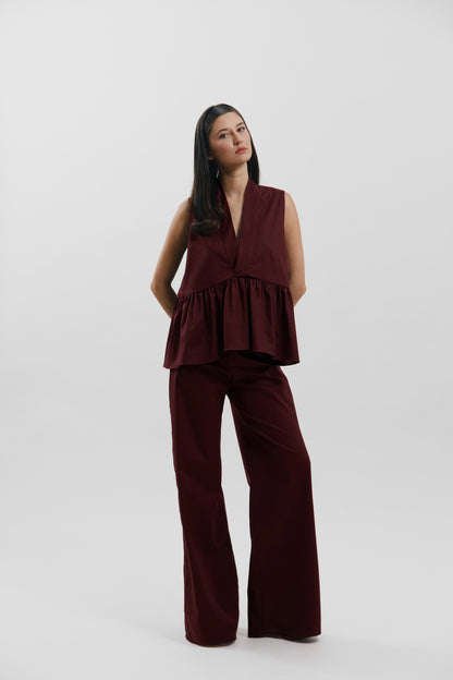 Blusa peplum con escote en V