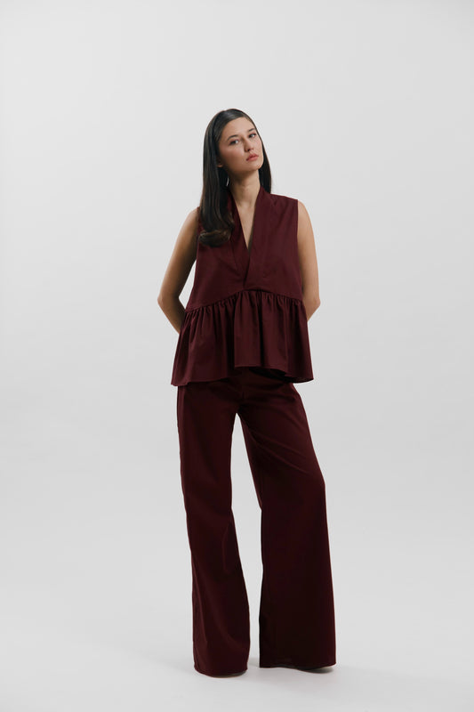 Blusa peplum con escote en V