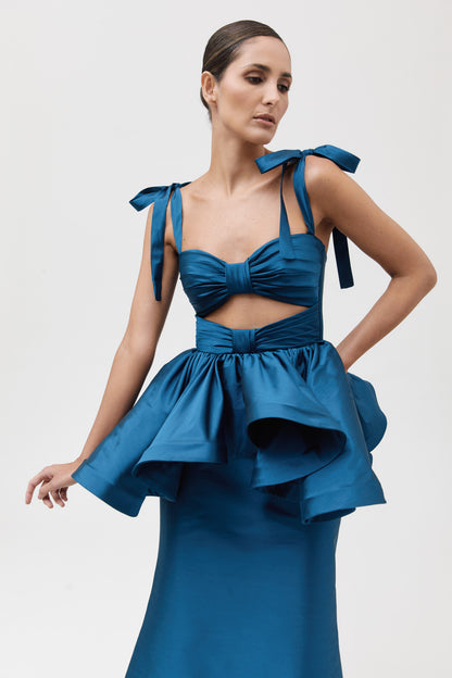 Top peplum con cut-out y lazos