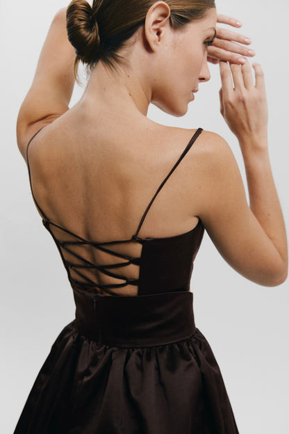 Top escote semi corazón
