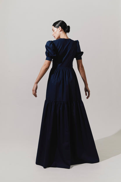 Maxi vestido con pliegues