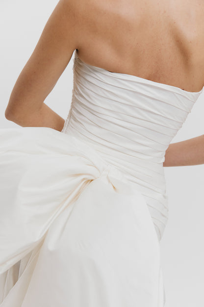 Vestido strapless drapeado Bridal