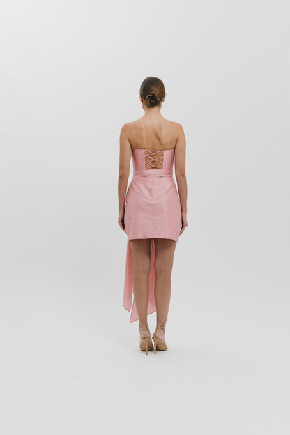 Mini vestido drapeado strapless