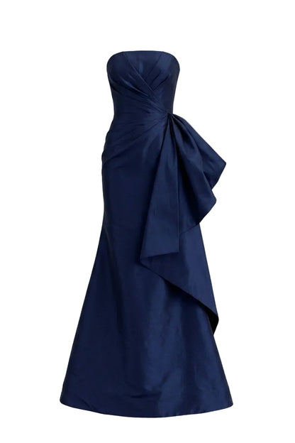 Vestido largo plisado con caída