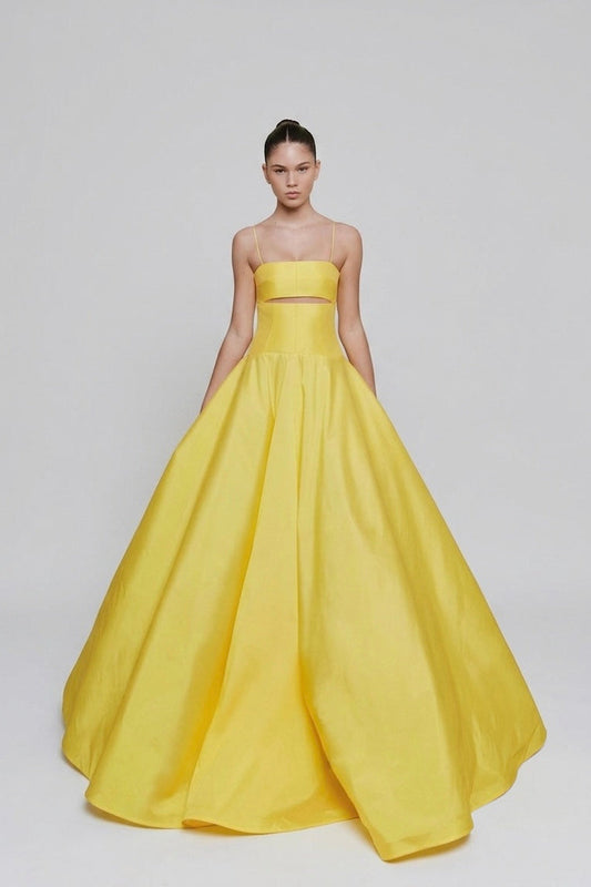 Maxi vestido con escote recto cut-out